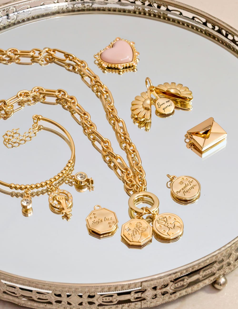 Bandeja de joyas doradas — colección Alexandrite